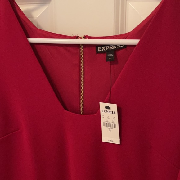 Express dress, size 12, RED, cold shoulder - Picture 3 of 4